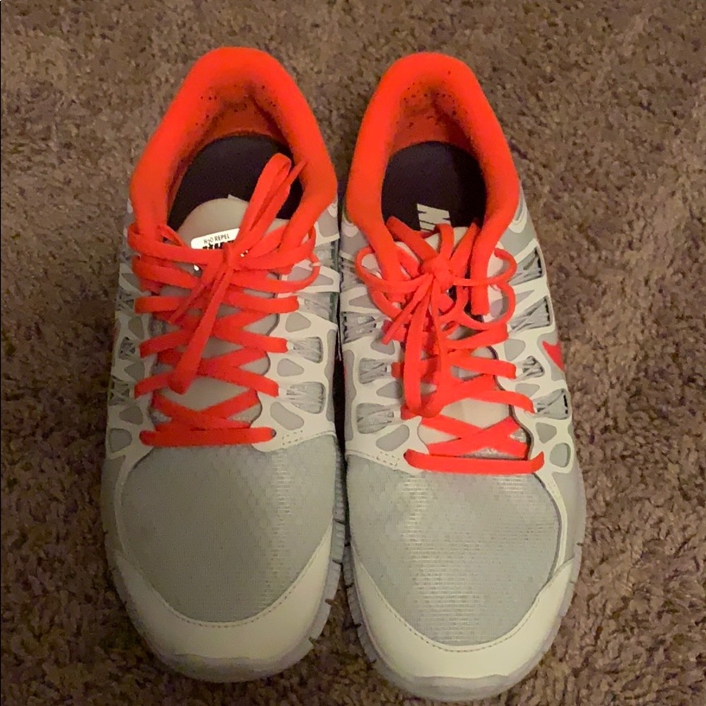 Nike free runs 5.0